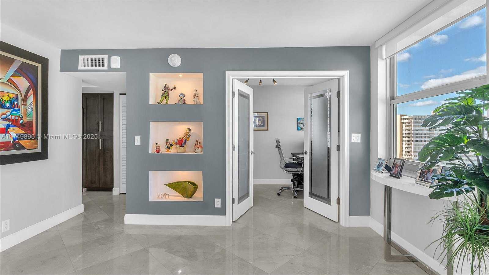 Small Image of 1920 S Ocean Dr, Hallandale Beach, FL 33009, USA Number 17