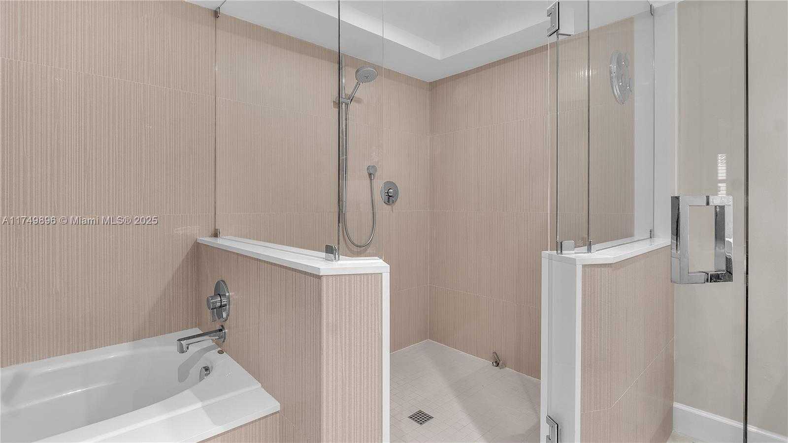 Small Image of 1920 S Ocean Dr, Hallandale Beach, FL 33009, USA Number 28