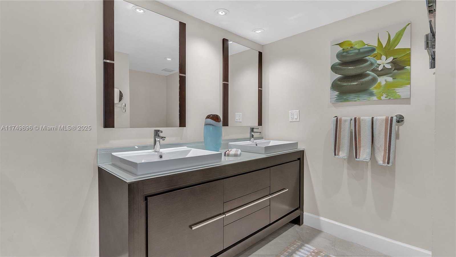 Small Image of 1920 S Ocean Dr, Hallandale Beach, FL 33009, USA Number 30