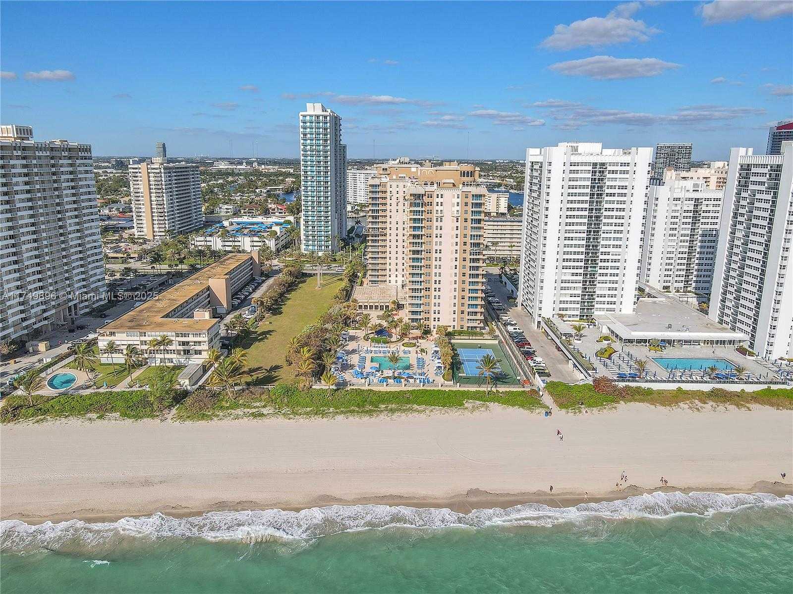 Small Image of 1920 S Ocean Dr, Hallandale Beach, FL 33009, USA Number 47