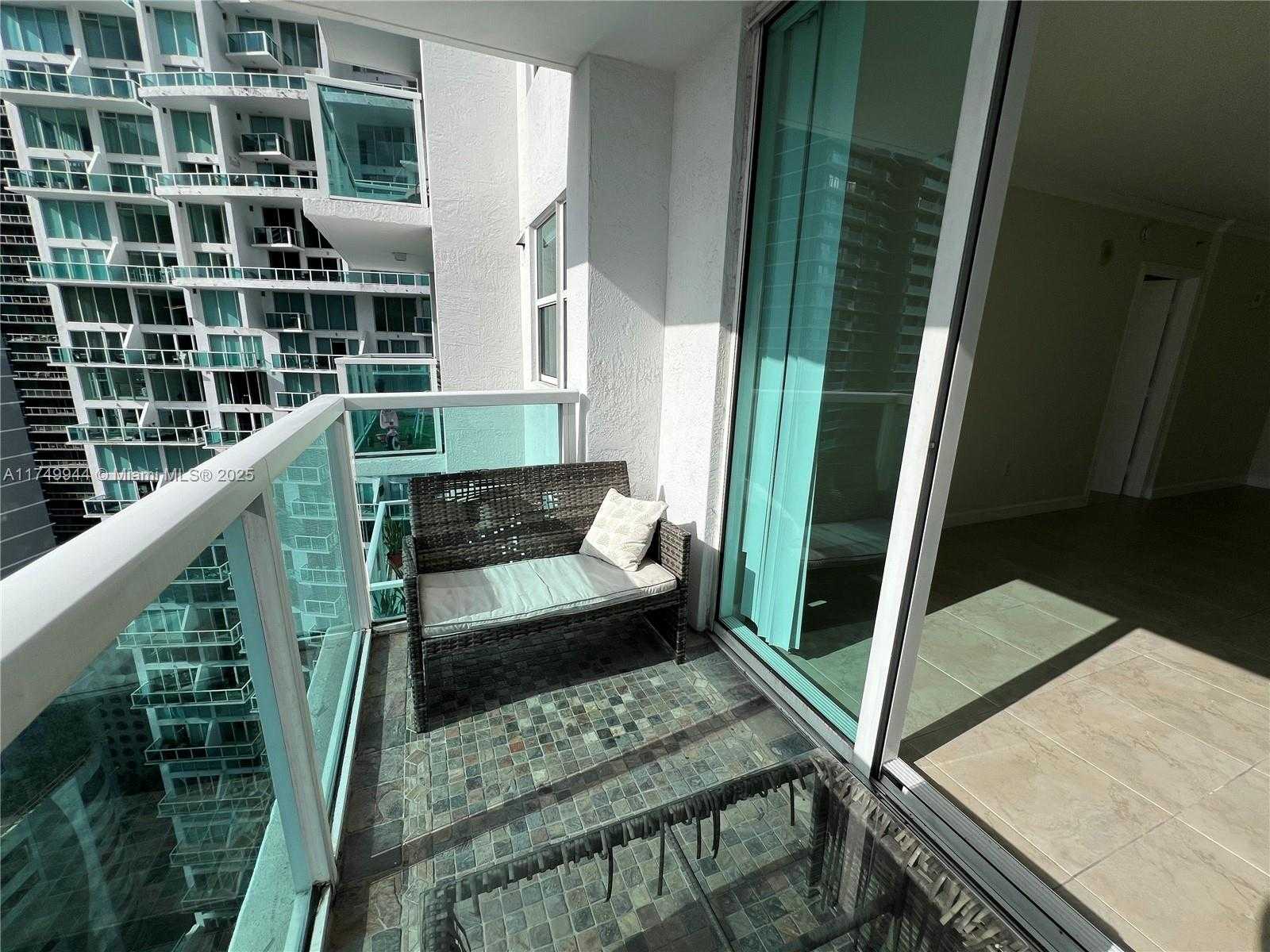 Small Image of 31 SOUTH EAST 5TH ST #3208, Miami Number 25