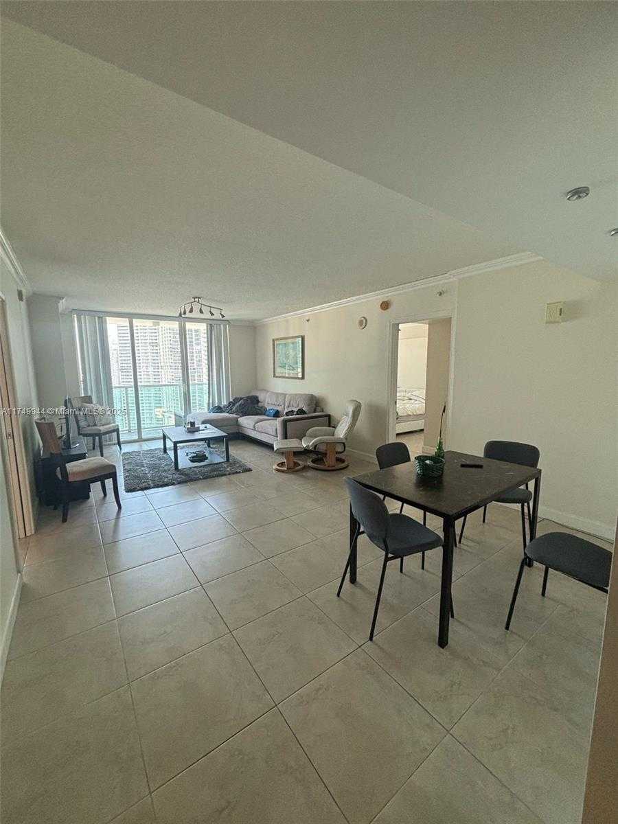 Small Image of 31 SOUTH EAST 5TH ST #3208, Miami Number 3