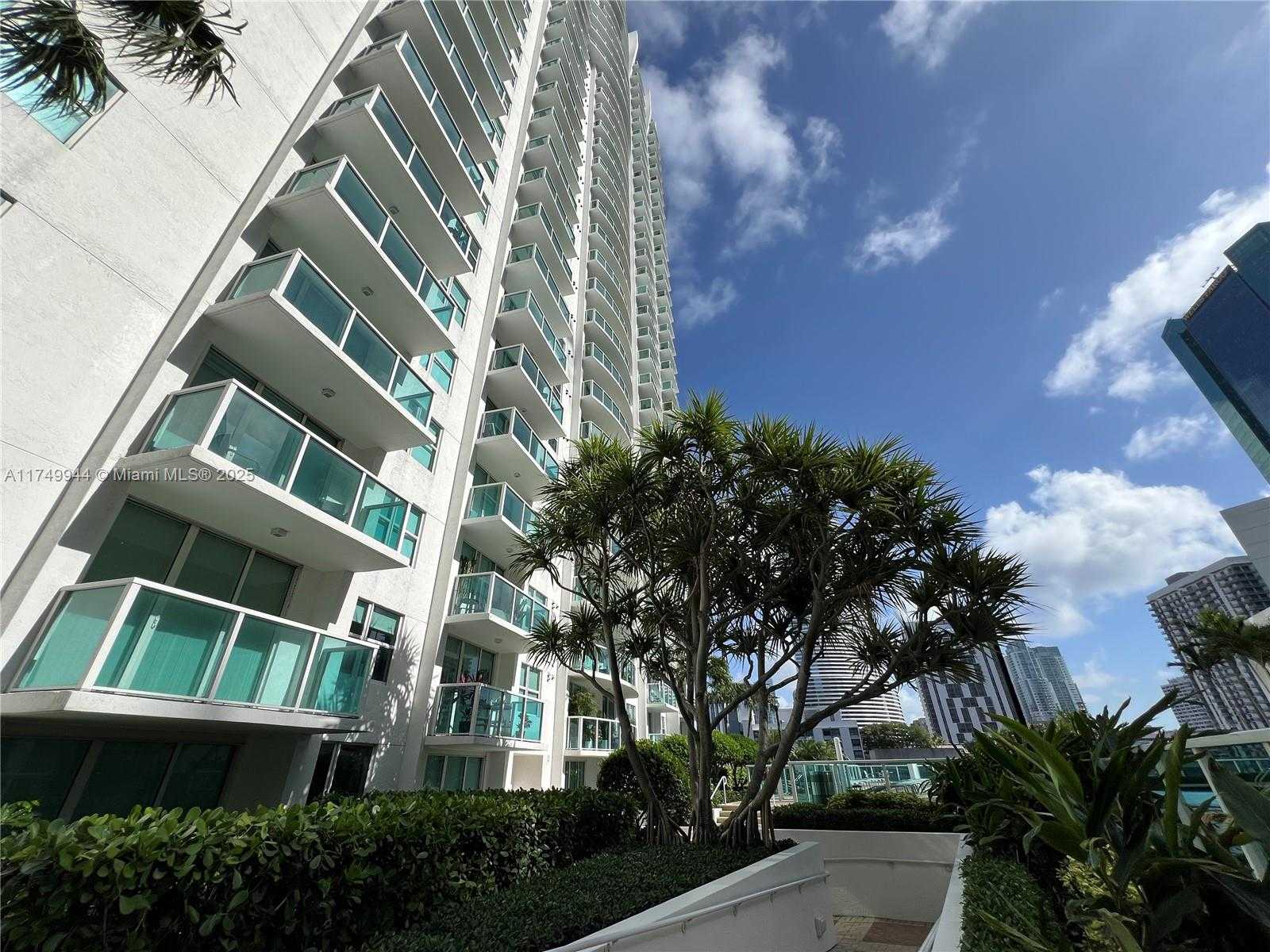 Small Image of 31 SOUTH EAST 5TH ST #3208, Miami Number 33