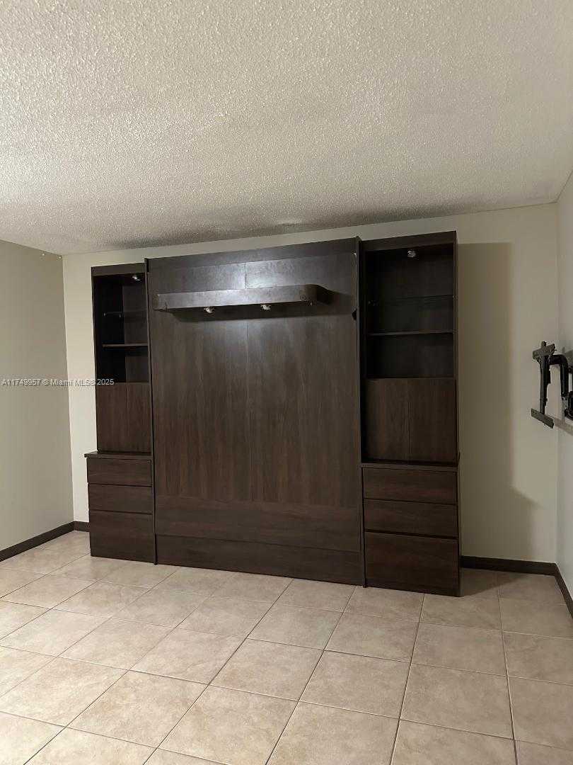 Small Image of 1965 SOUTH OCEAN DR #11J, Hallandale Beach Number 23