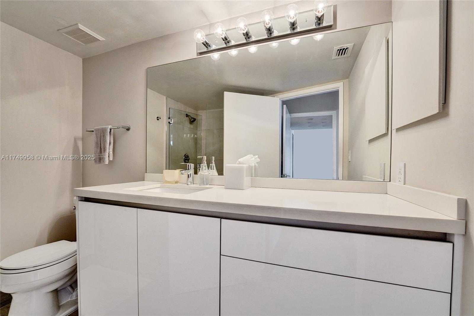 Small Image of 19101 NORTH EAST 36TH CT #3002, Aventura Number 12