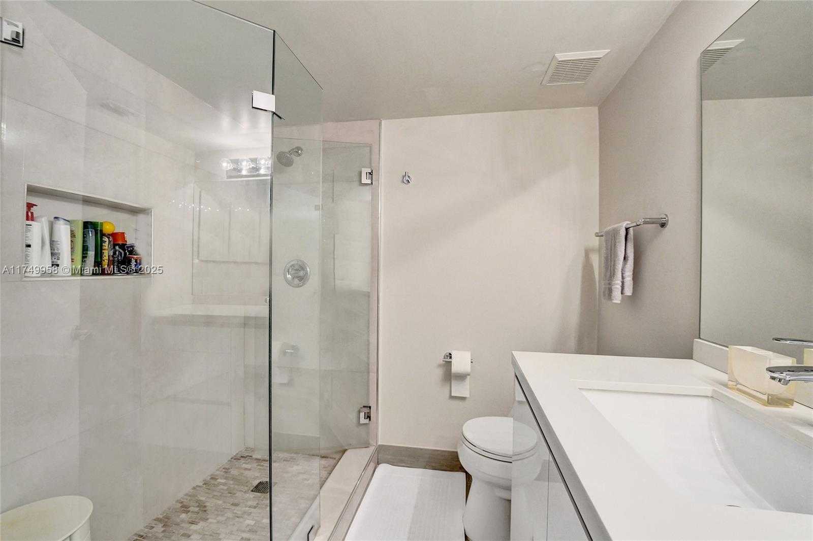 Small Image of 19101 NORTH EAST 36TH CT #3002, Aventura Number 14