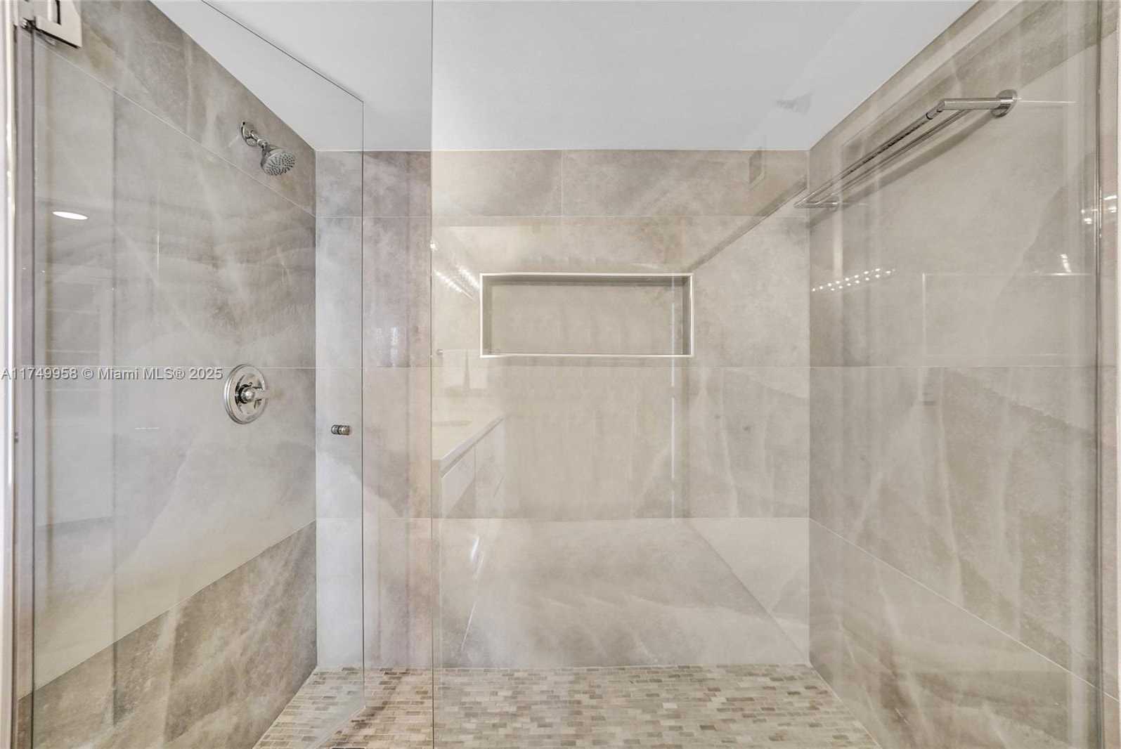 Small Image of 19101 NORTH EAST 36TH CT #3002, Aventura Number 27