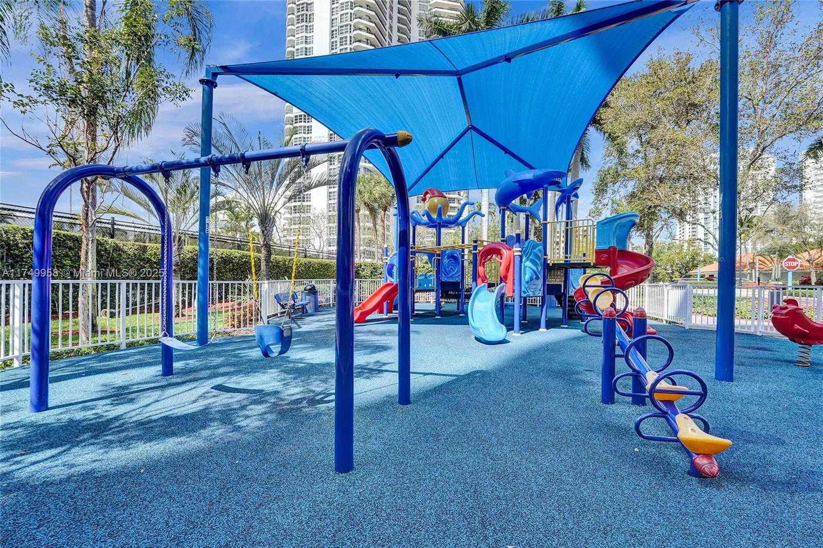 Small Image of 19101 NORTH EAST 36TH CT #3002, Aventura Number 36