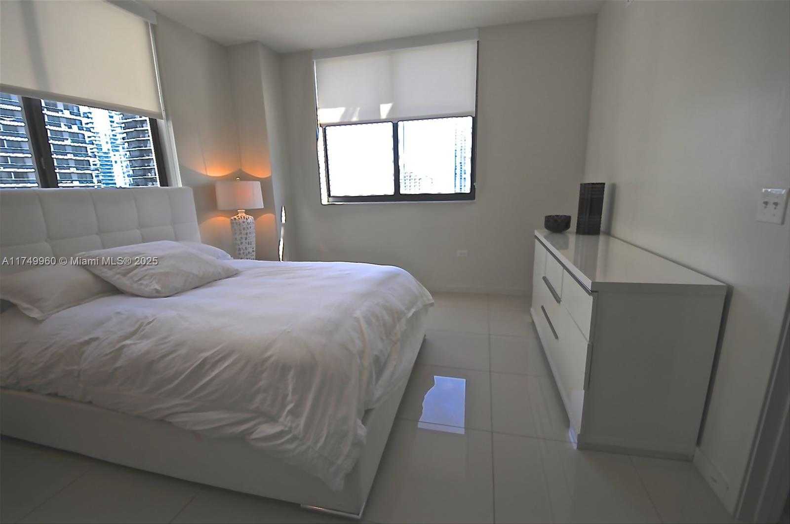 Small Image of 999 SOUTH WEST 1ST AVE #2802, Miami Number 8