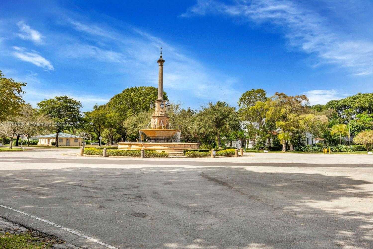 Small Image of 940 SEVILLA AVE #206, Coral Gables Number 21