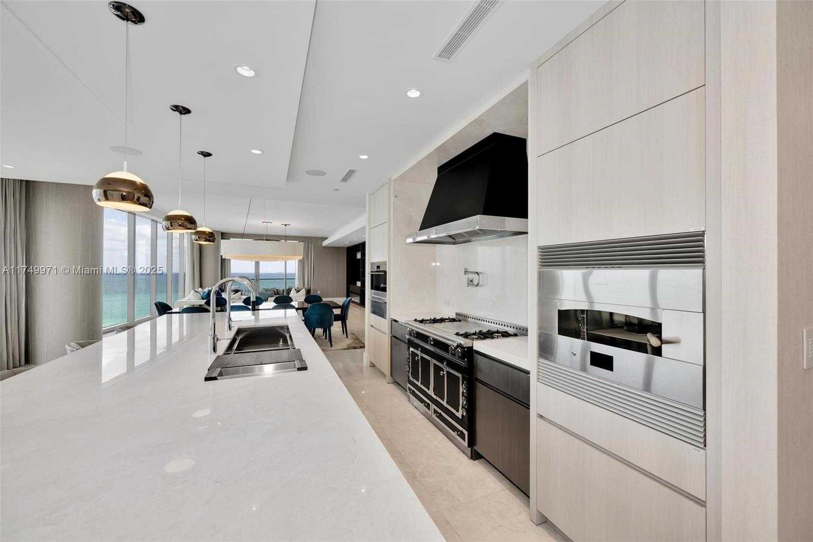 Small Image of 17975 COLLINS AVE #N-1002, Sunny Isles Beach Number 15