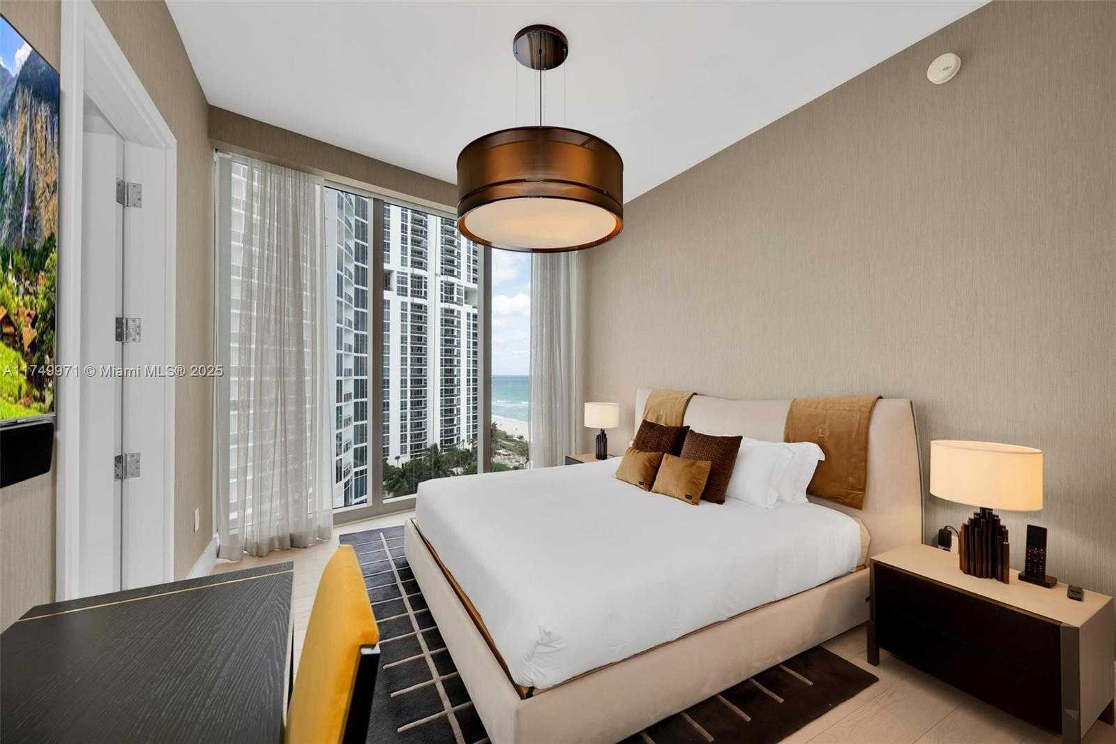 Small Image of 17975 COLLINS AVE #N-1002, Sunny Isles Beach Number 37
