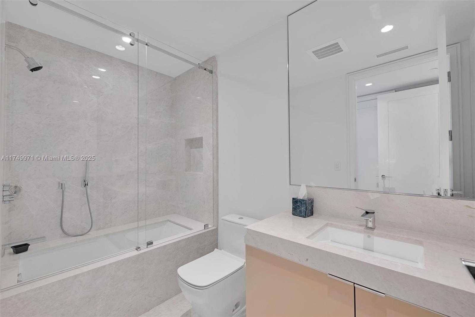 Small Image of 17975 COLLINS AVE #N-1002, Sunny Isles Beach Number 45