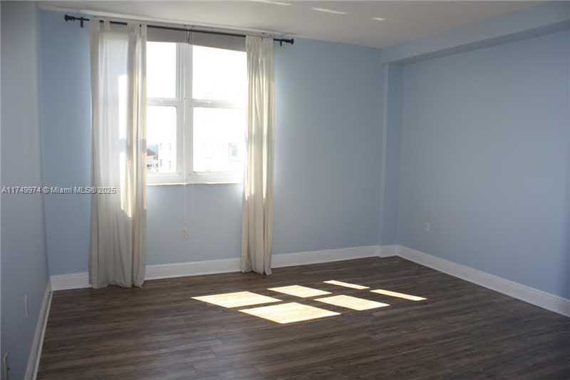 Small Image of 10350 WEST BAY HARBOR DR #10N, Bay Harbor Islands Number 4