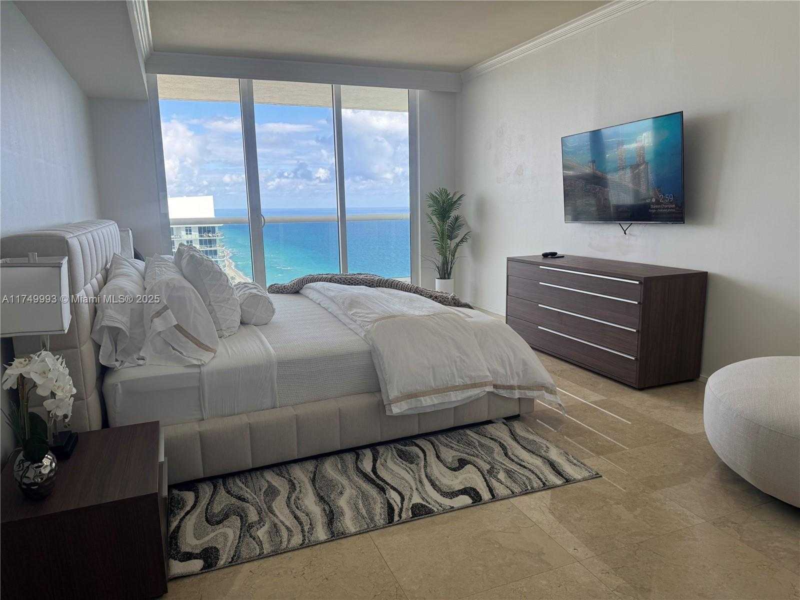 Small Image of 1830 SOUTH OCEAN DR #5008, Hallandale Beach Number 2