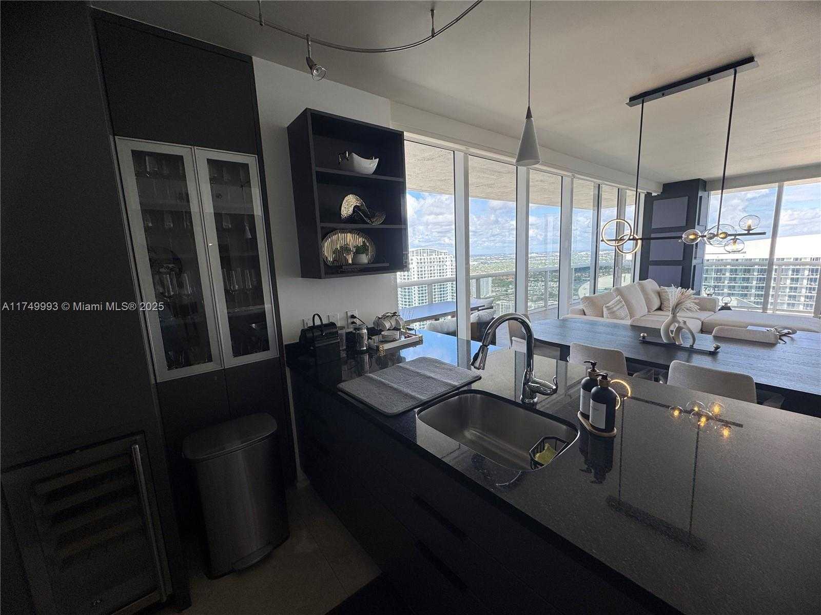 Small Image of 1830 SOUTH OCEAN DR #5008, Hallandale Beach Number 20