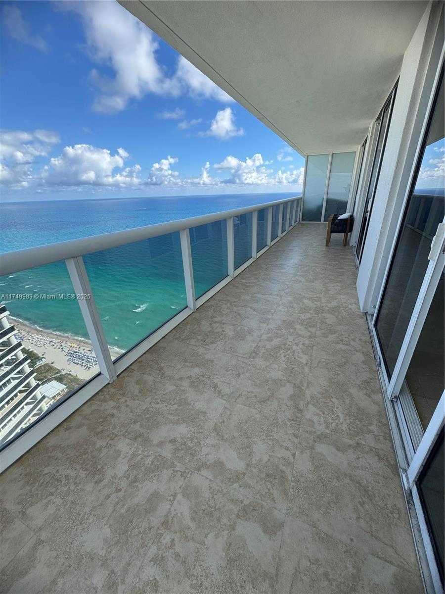 Small Image of 1830 SOUTH OCEAN DR #5008, Hallandale Beach Number 23