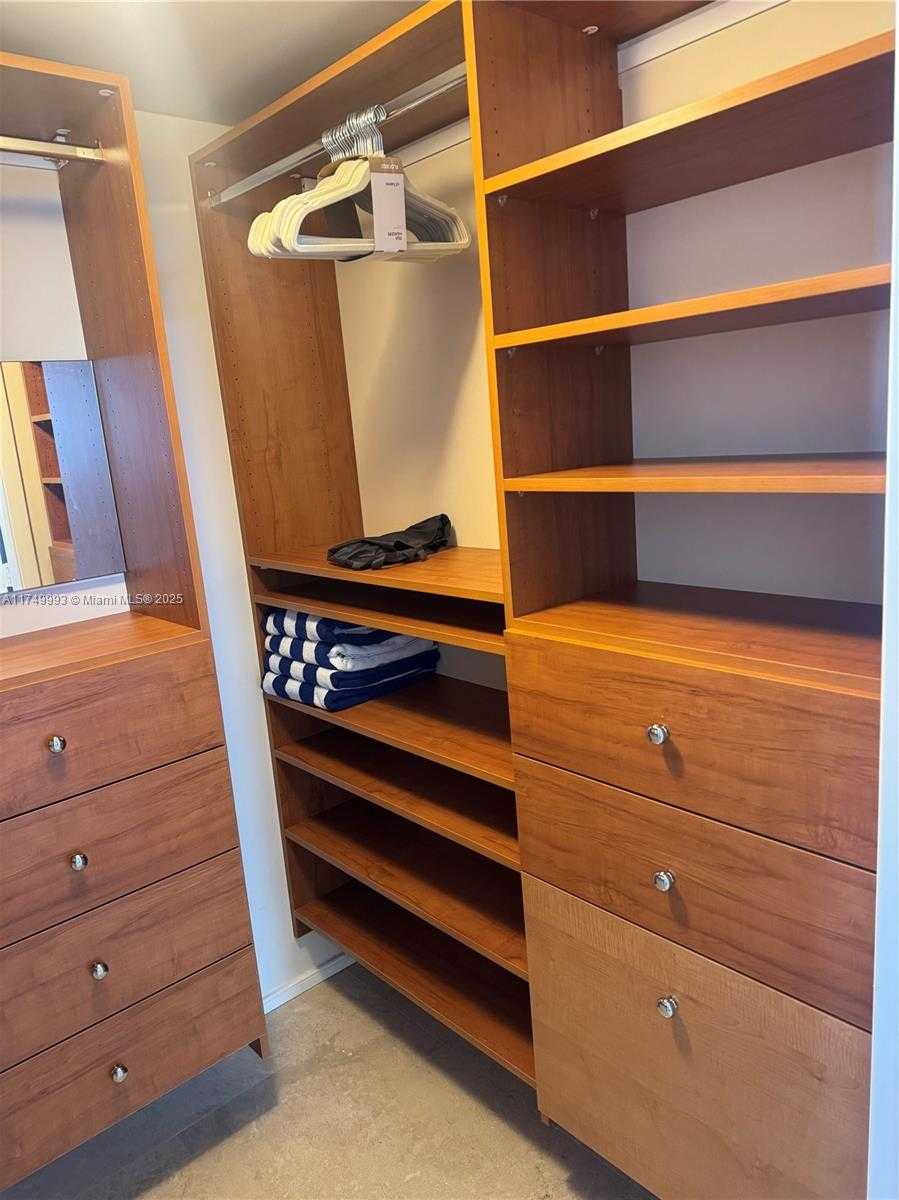 Small Image of 1830 SOUTH OCEAN DR #5008, Hallandale Beach Number 5