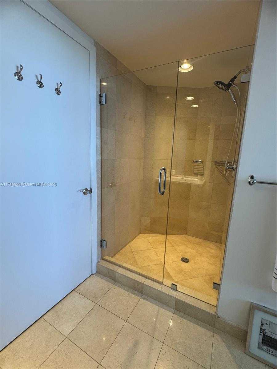 Small Image of 1830 SOUTH OCEAN DR #5008, Hallandale Beach Number 9
