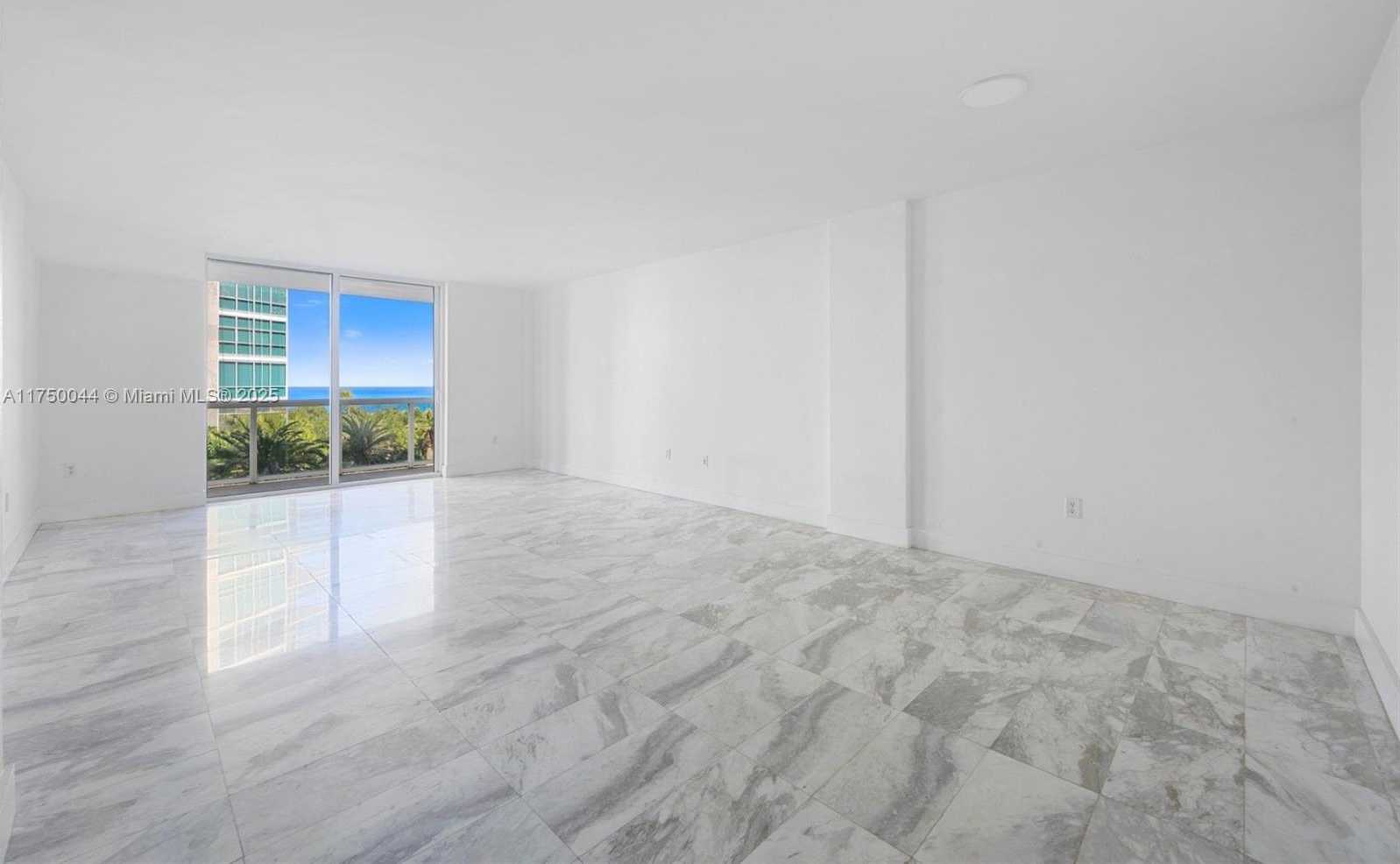 Small Image of 10275 COLLINS AVE #532, Bal Harbour Number 19