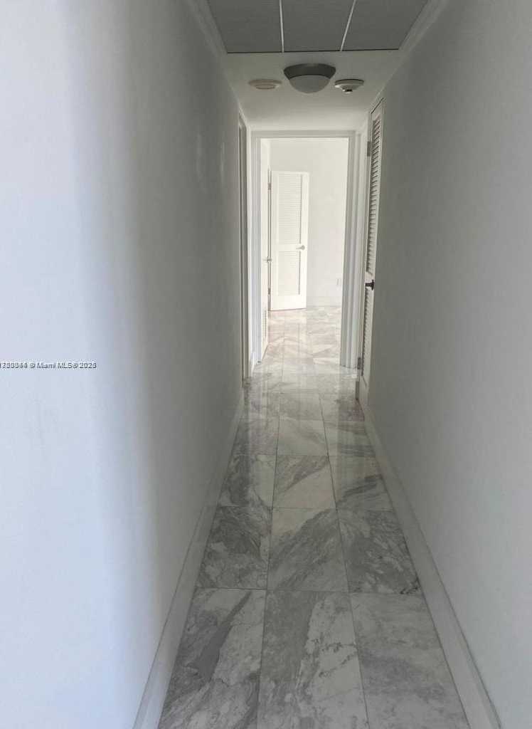 Small Image of 10275 COLLINS AVE #532, Bal Harbour Number 6