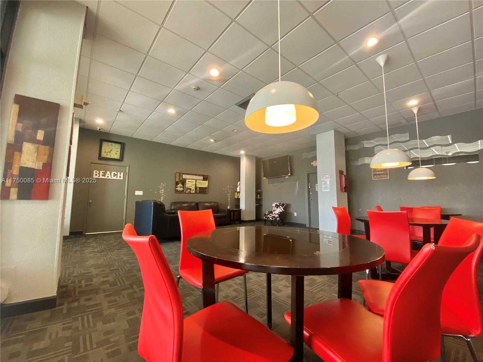 Small Image of 400 KINGS POINT DR #929, Sunny Isles Beach Number 21