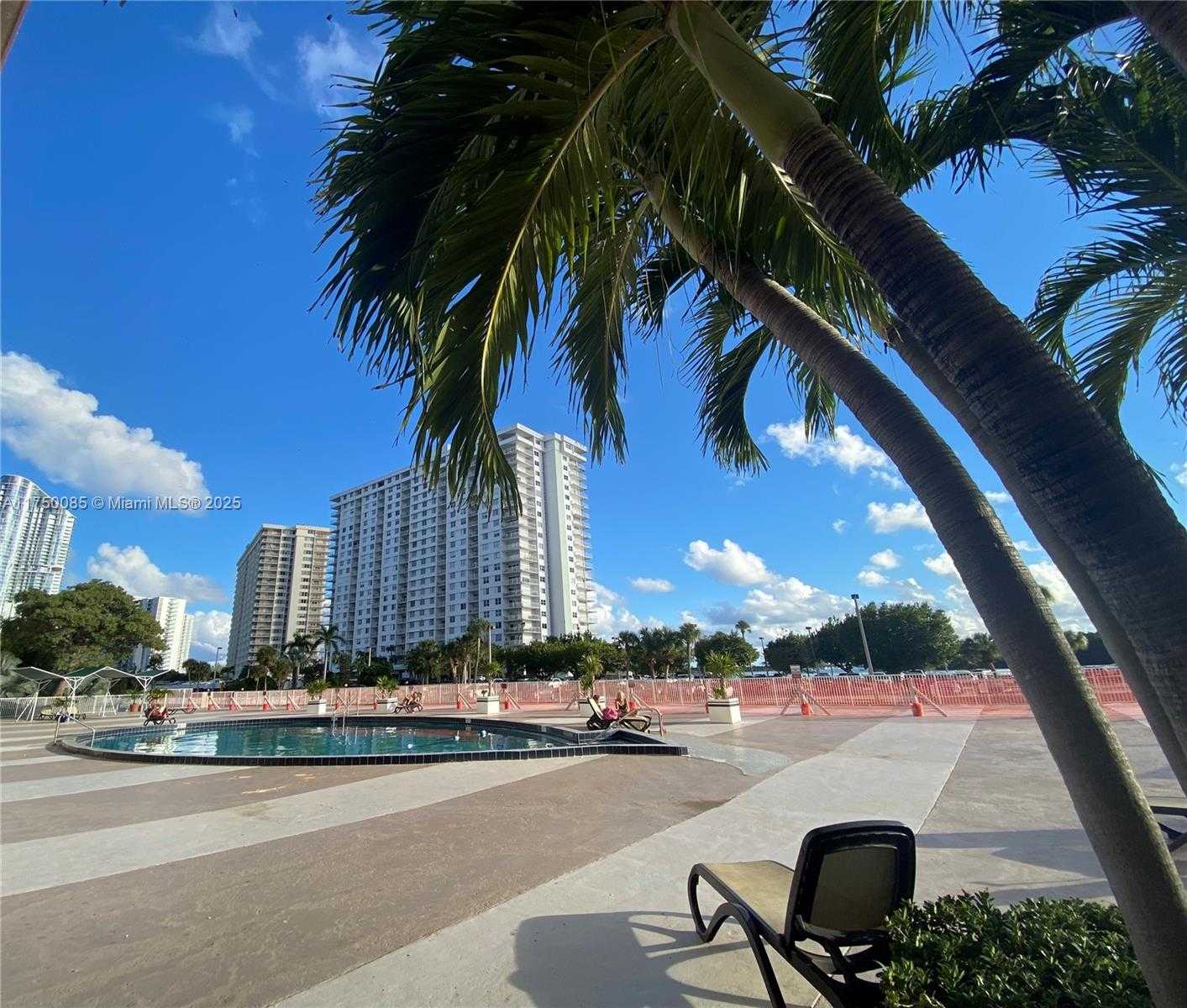 Small Image of 400 KINGS POINT DR #929, Sunny Isles Beach Number 23