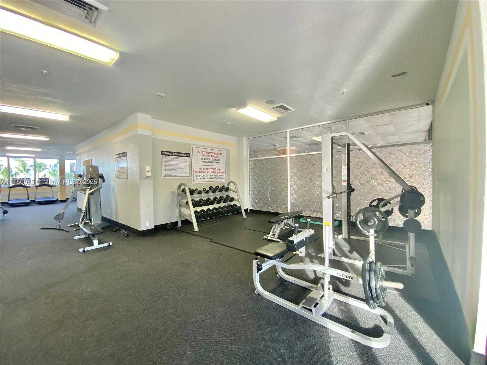 Small Image of 400 KINGS POINT DR #929, Sunny Isles Beach Number 24