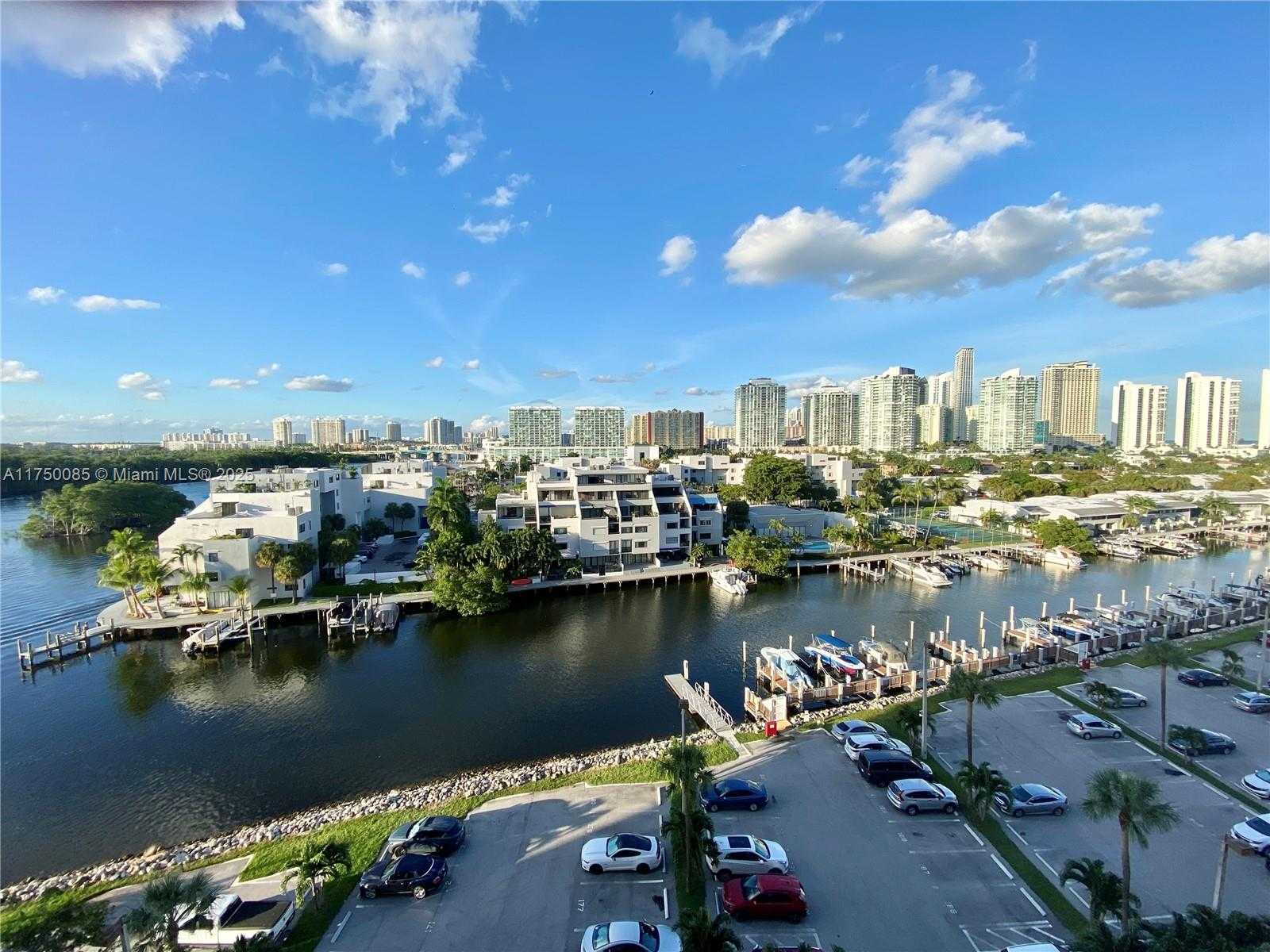 Small Image of 400 KINGS POINT DR #929, Sunny Isles Beach Number 34