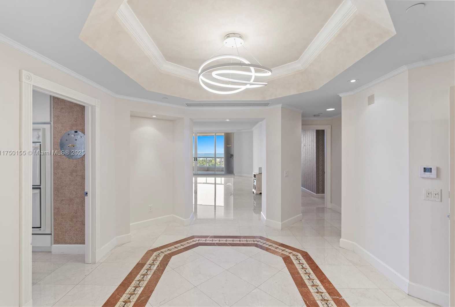 Small Image of 21050 POINT PL #1204, Aventura Number 27