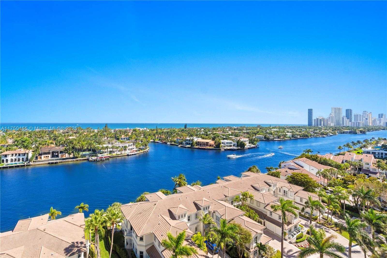 Small Image of 21050 POINT PL #1204, Aventura Number 40