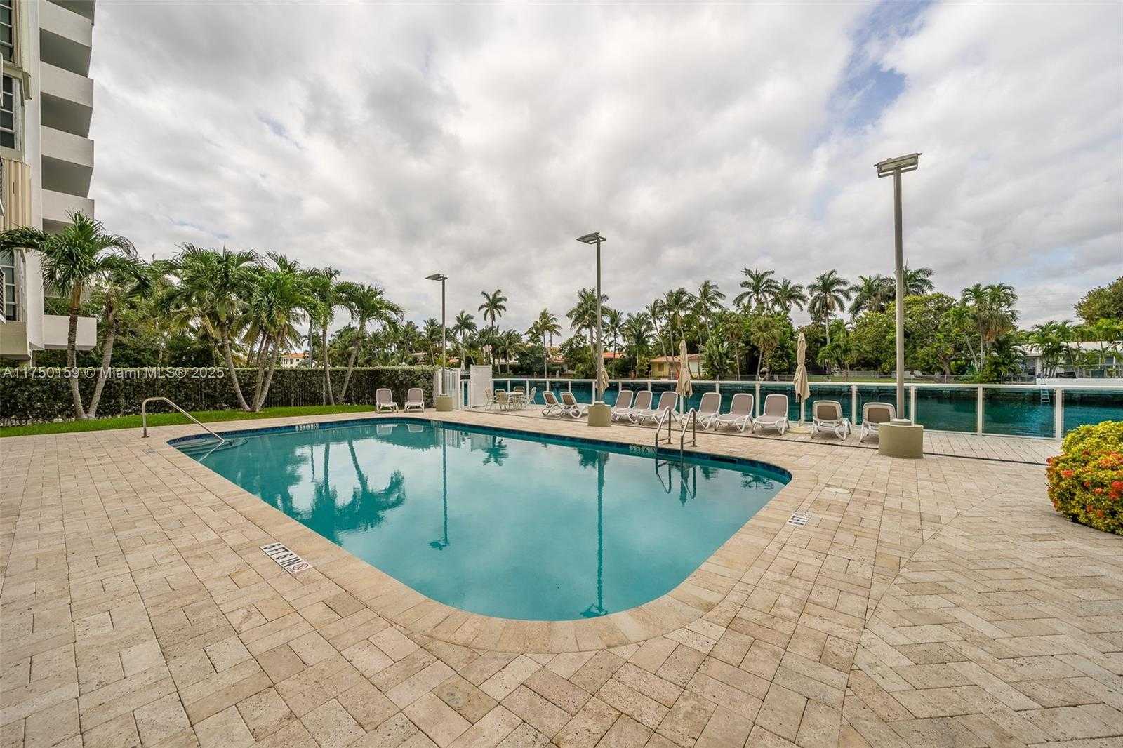 Small Image of 9800 WEST BAY HARBOR DR #308, Bay Harbor Islands Number 15