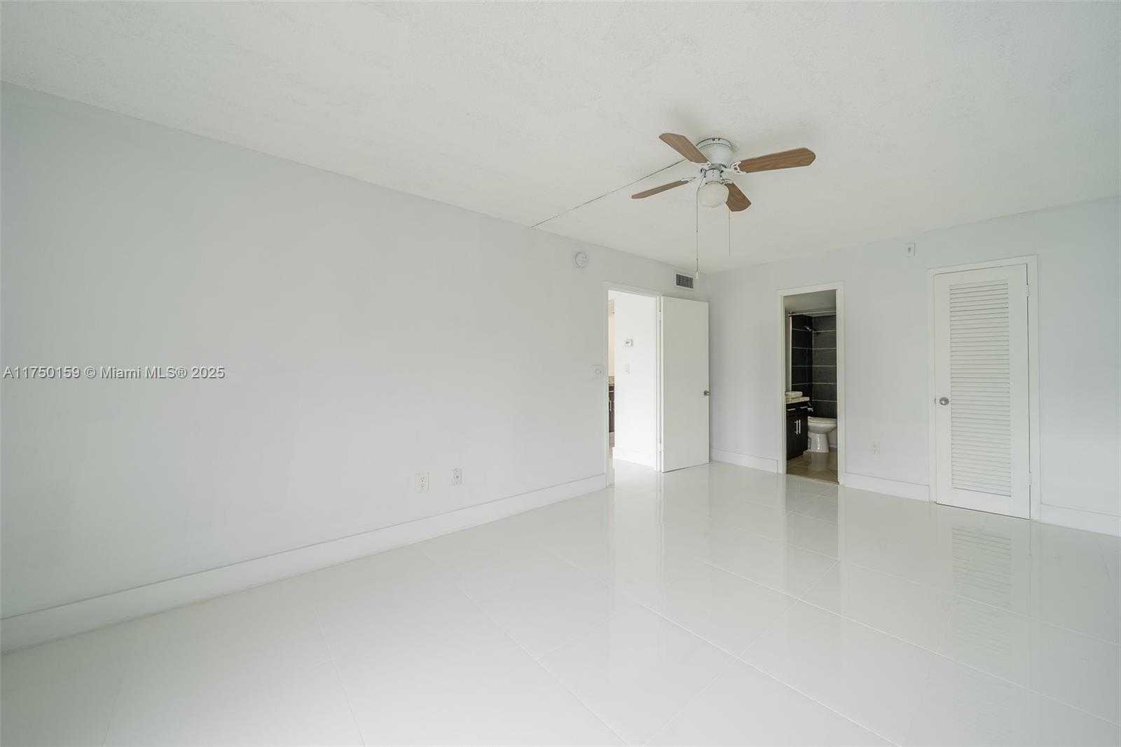 Small Image of 9800 WEST BAY HARBOR DR #308, Bay Harbor Islands Number 3