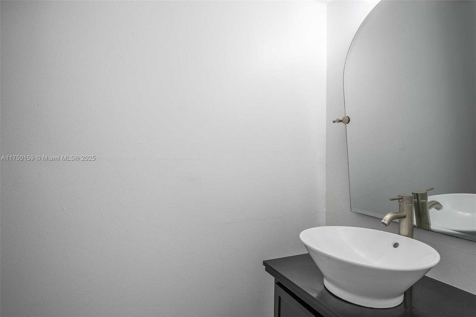 Small Image of 9800 WEST BAY HARBOR DR #308, Bay Harbor Islands Number 7