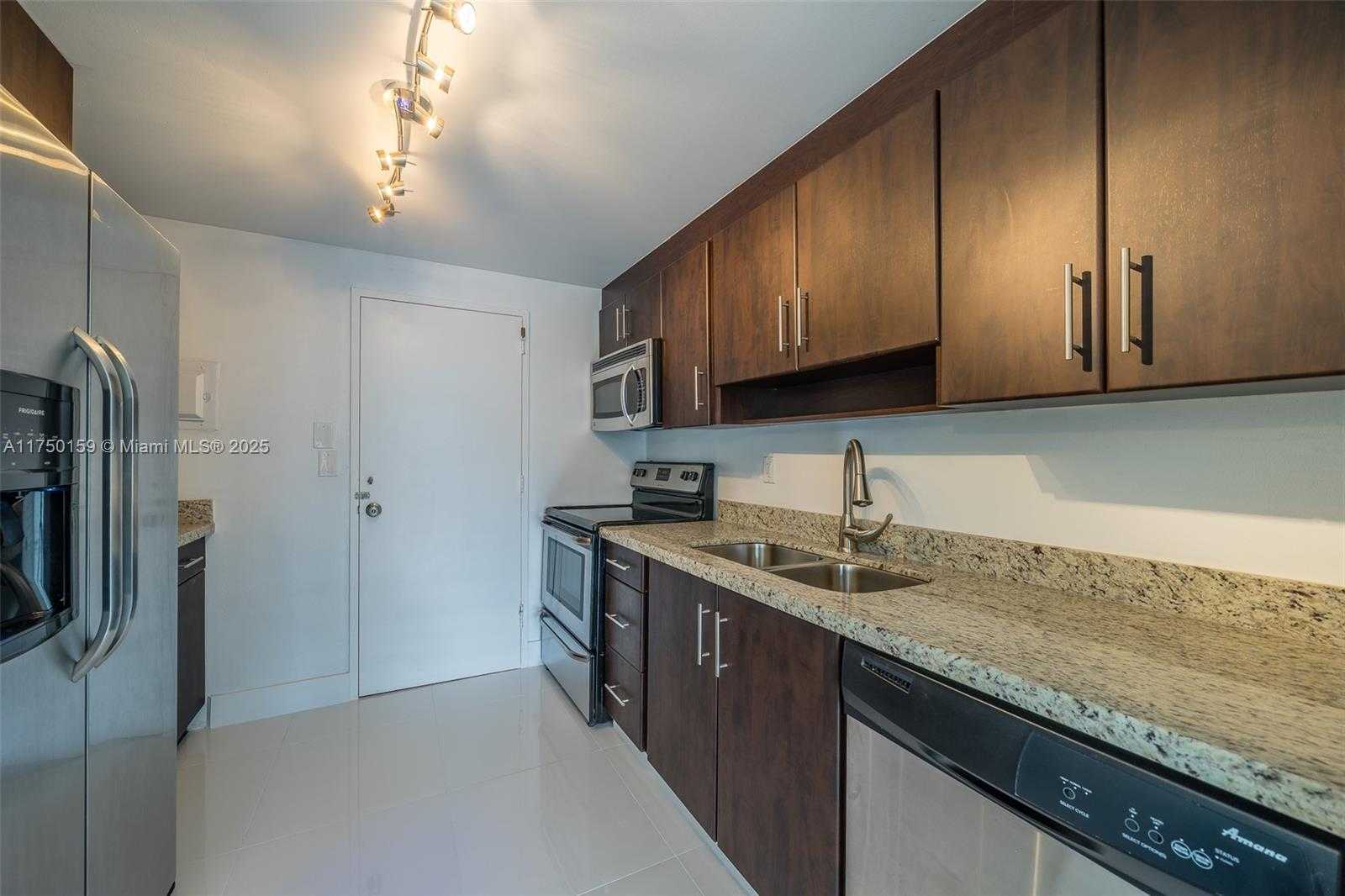 Small Image of 9800 WEST BAY HARBOR DR #308, Bay Harbor Islands Number 8