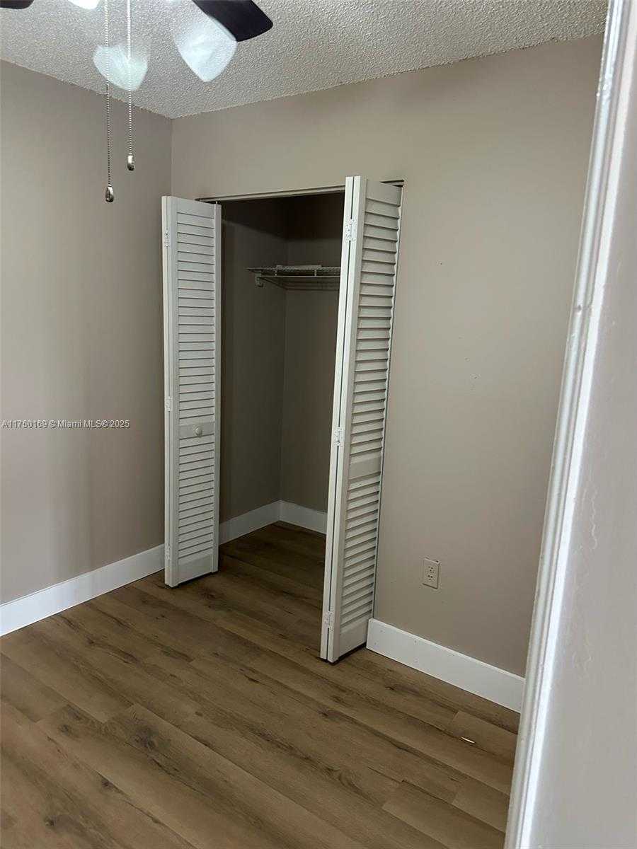 Small Image of 8335 SW 152nd Ave, Miami, FL 33193, USA Number 14