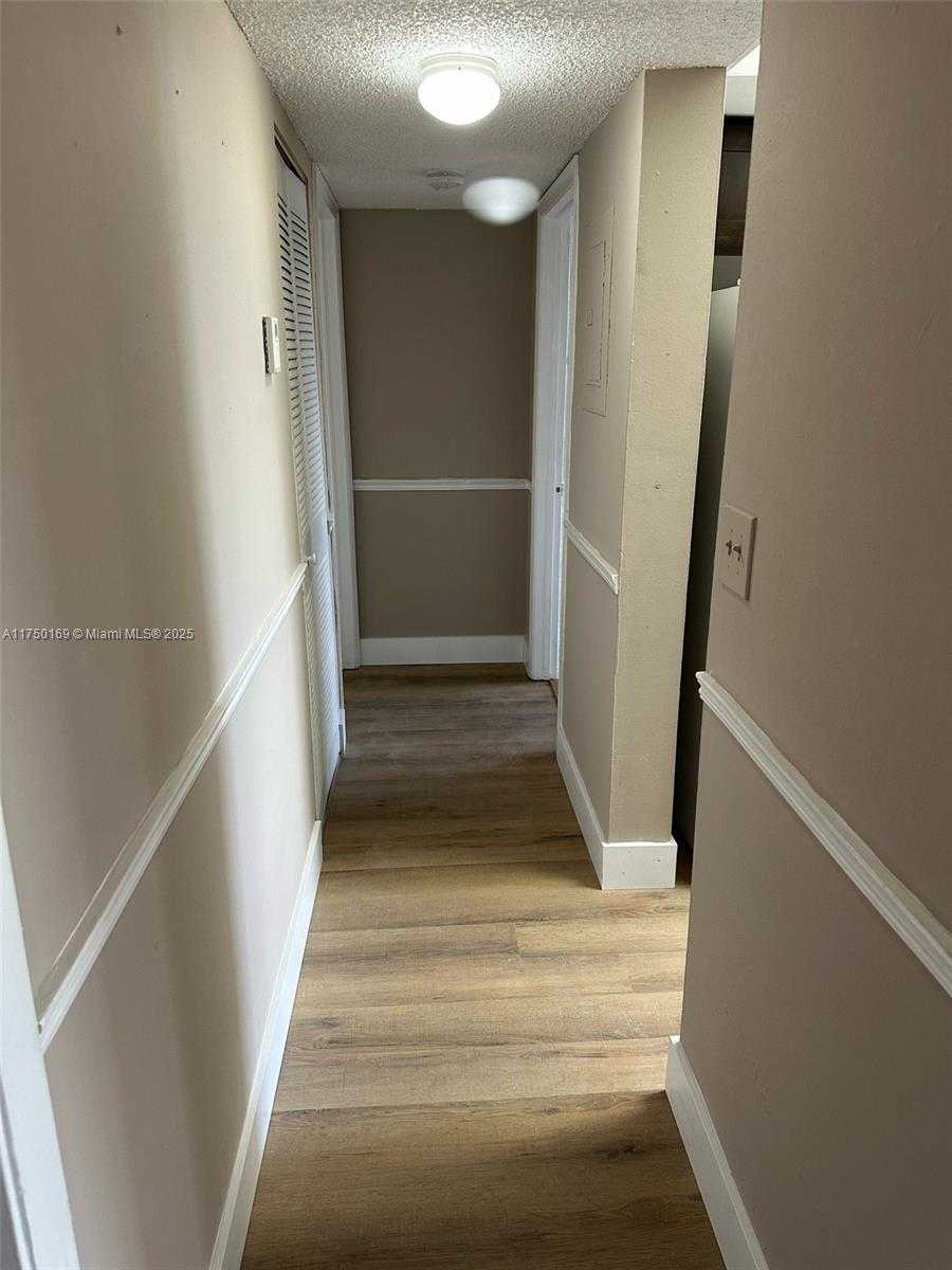 Small Image of 8335 SW 152nd Ave, Miami, FL 33193, USA Number 7