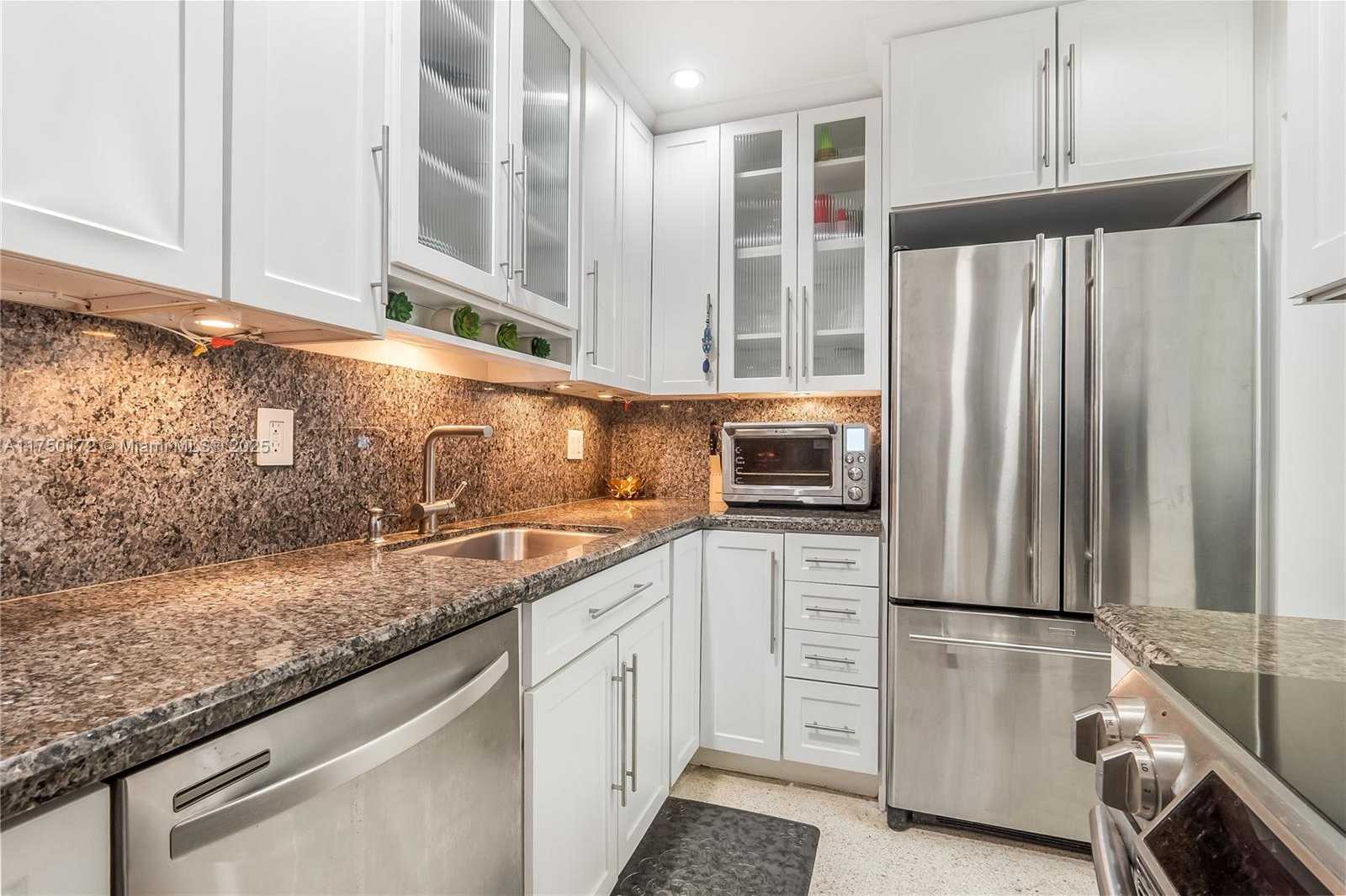 Small Image of 9700 EAST BAY HARBOR DR (AVAIL NOW - 10/31) #302, Bay Harbor Islands Number 12