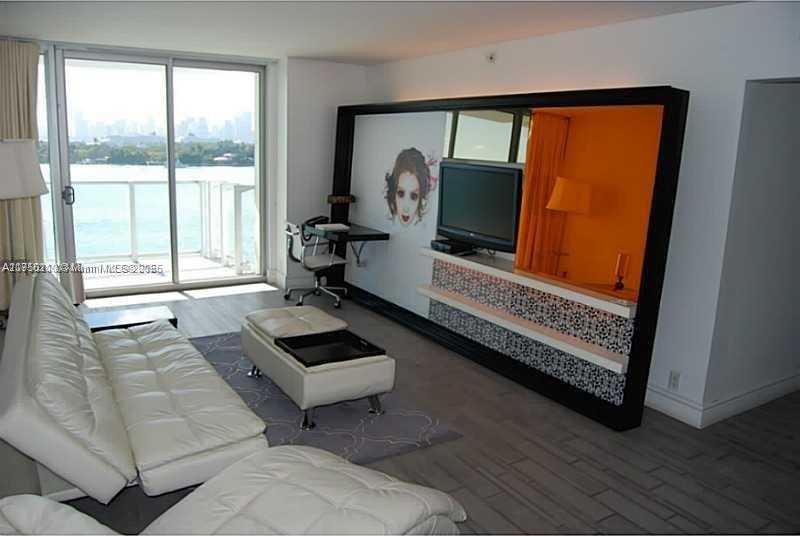Small Image of 1100 WEST AVE #916, Miami Beach Number 19