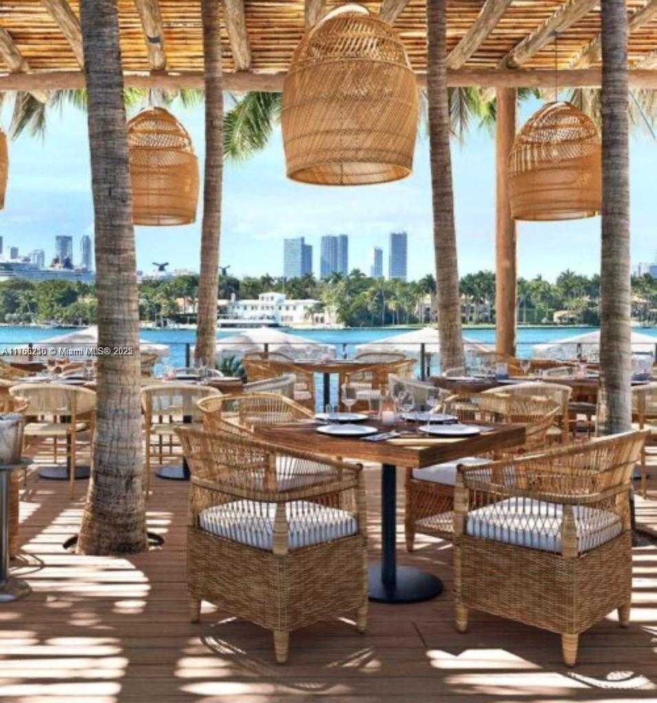 Small Image of 1100 WEST AVE #916, Miami Beach Number 8