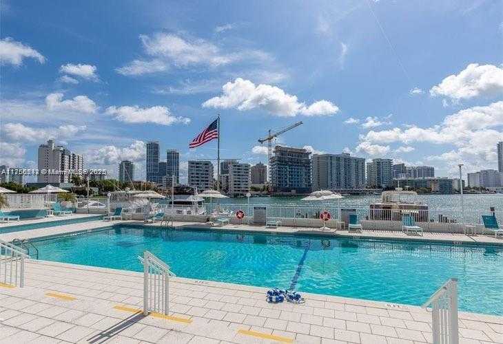 Small Image of 900 BAY DR #315, Miami Beach Number 26