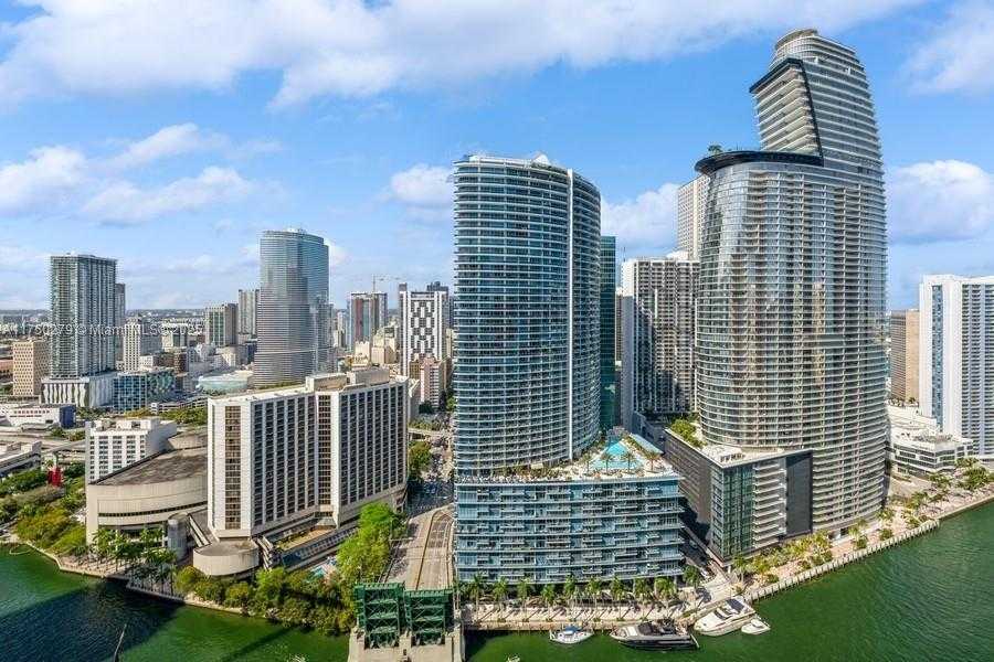 Small Image of 485 BRICKELL AVE #3704, Miami Number 39