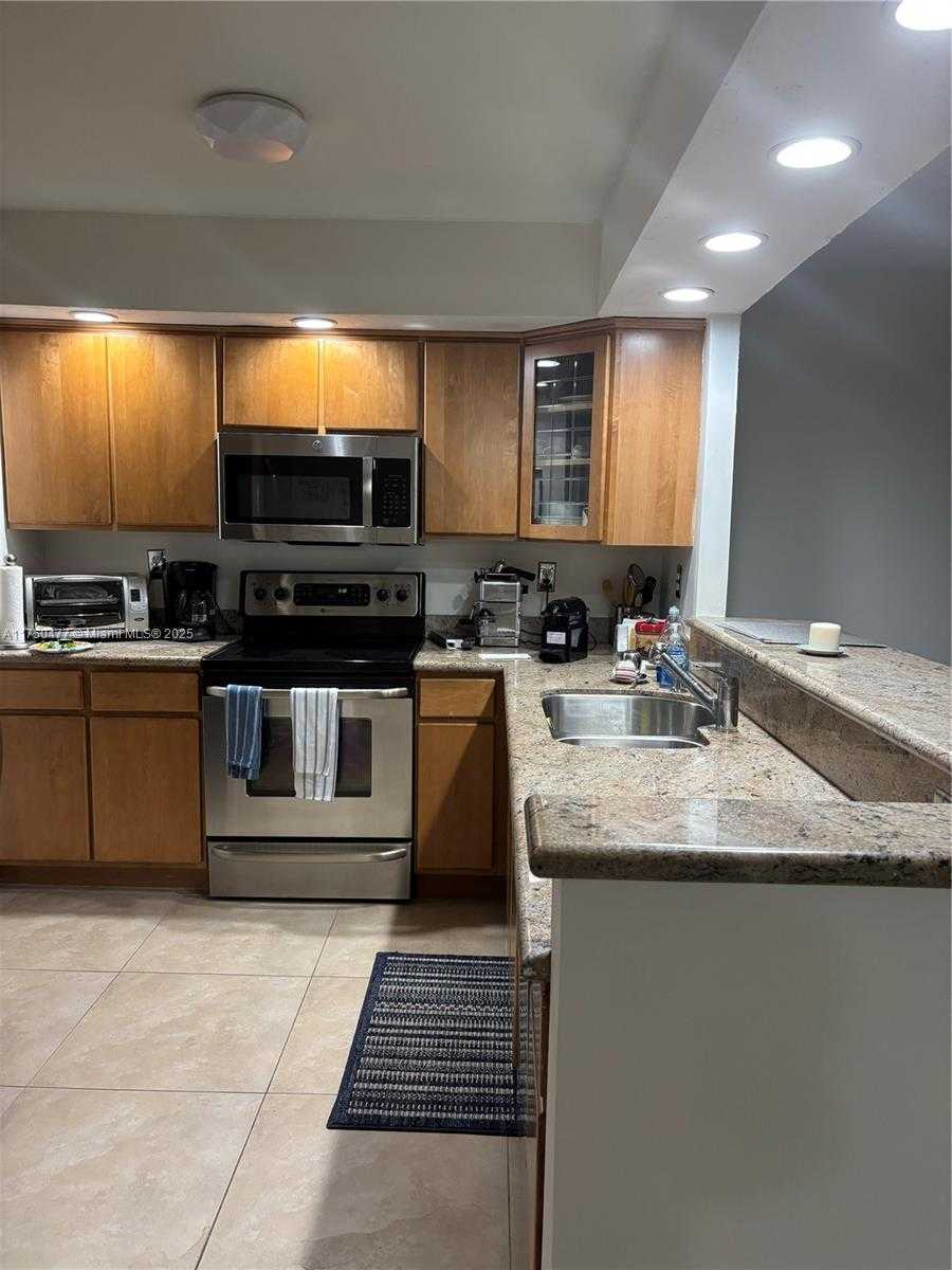 Small Image of 1400 SOUTH OCEAN DR #805, Hollywood Number 10