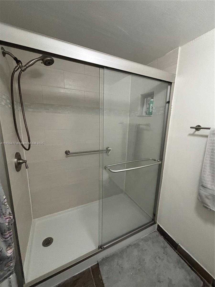 Small Image of 1400 SOUTH OCEAN DR #805, Hollywood Number 17