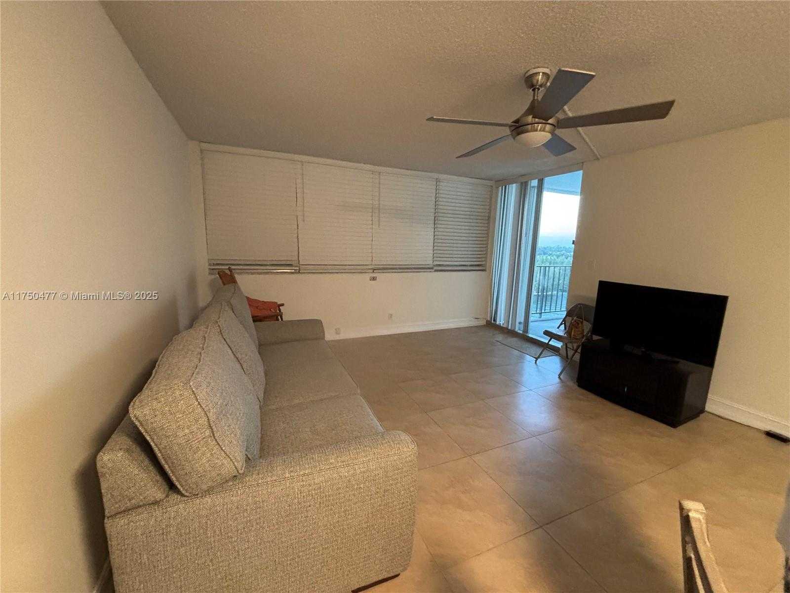 Small Image of 1400 SOUTH OCEAN DR #805, Hollywood Number 5