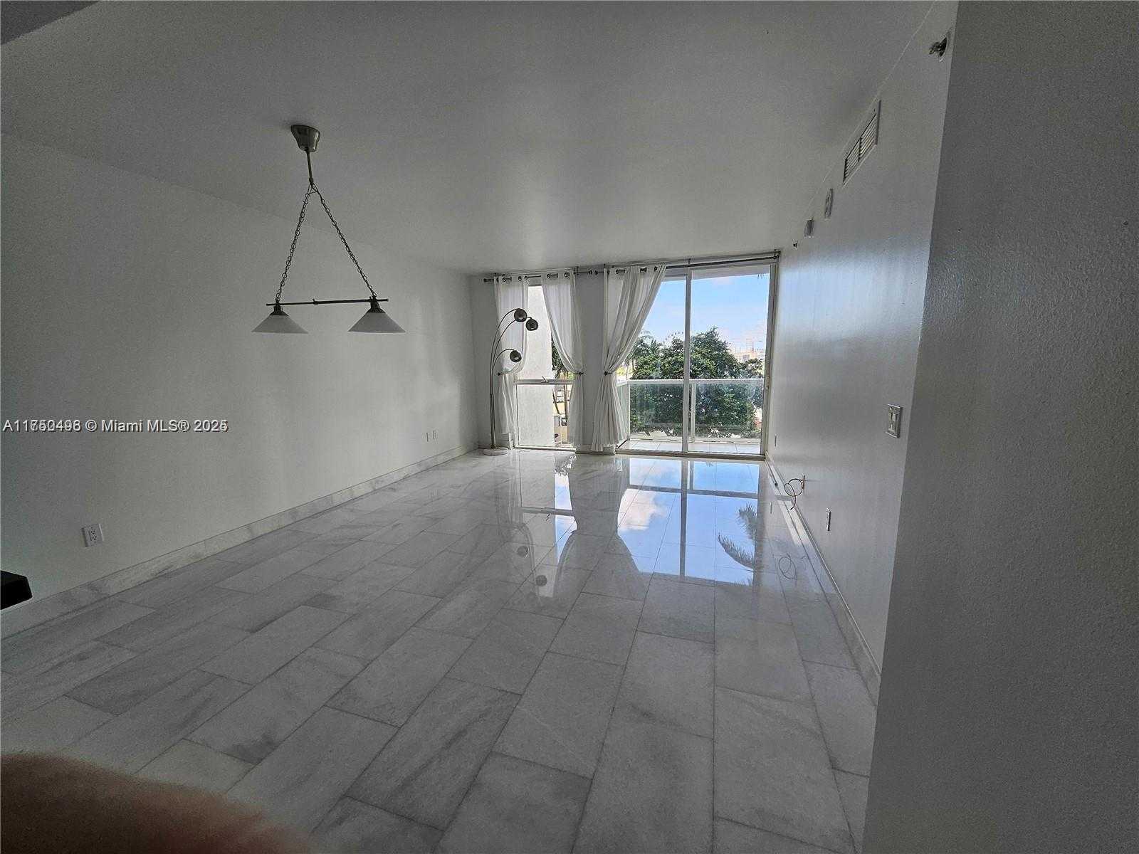 Small Image of 253 NORTH EAST 2ND ST #905, Miami Number 6
