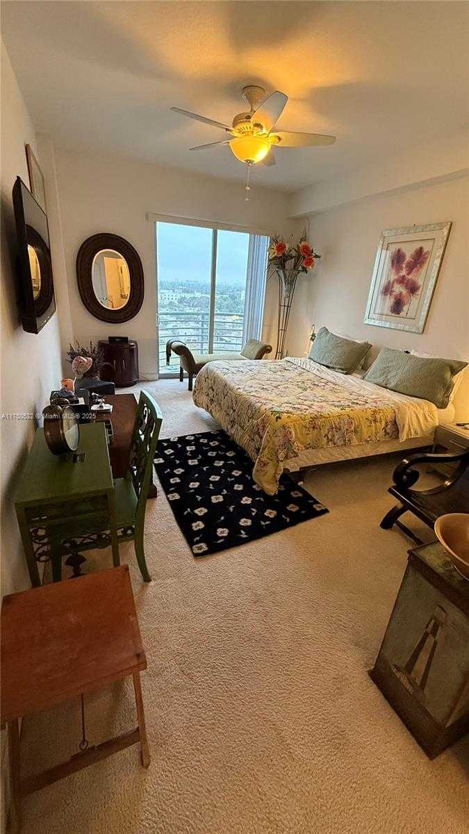 Small Image of 1830 NORTH RADIUS DR #1106, Hollywood Number 12