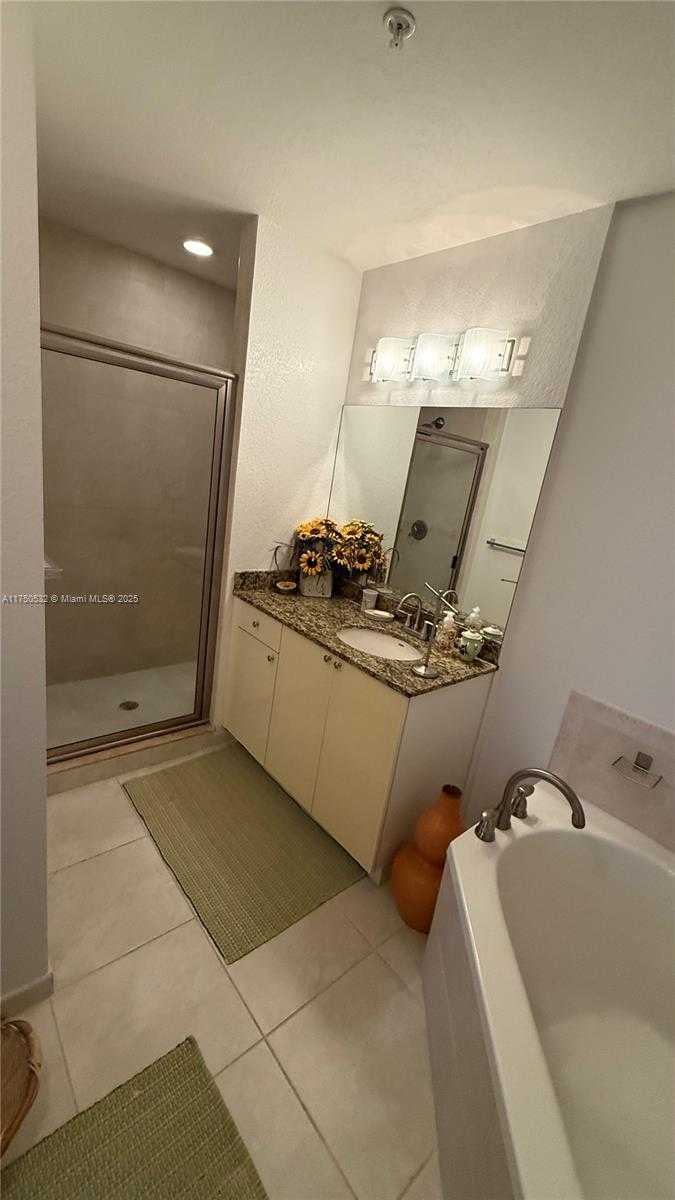 Small Image of 1830 NORTH RADIUS DR #1106, Hollywood Number 19