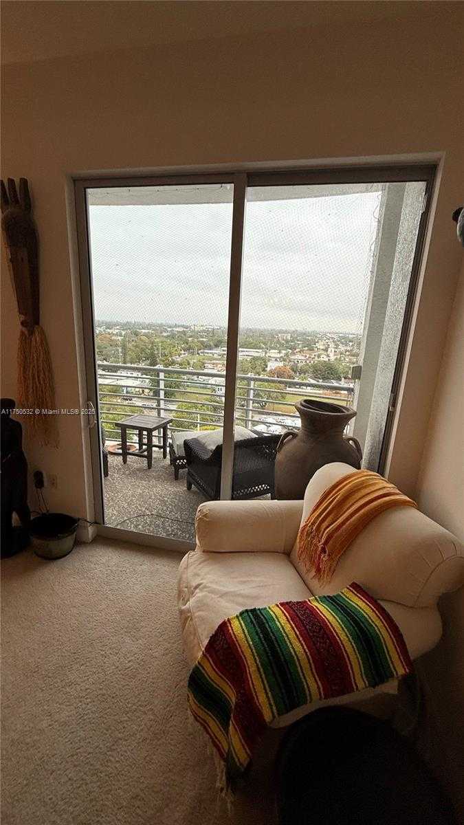 Small Image of 1830 NORTH RADIUS DR #1106, Hollywood Number 20