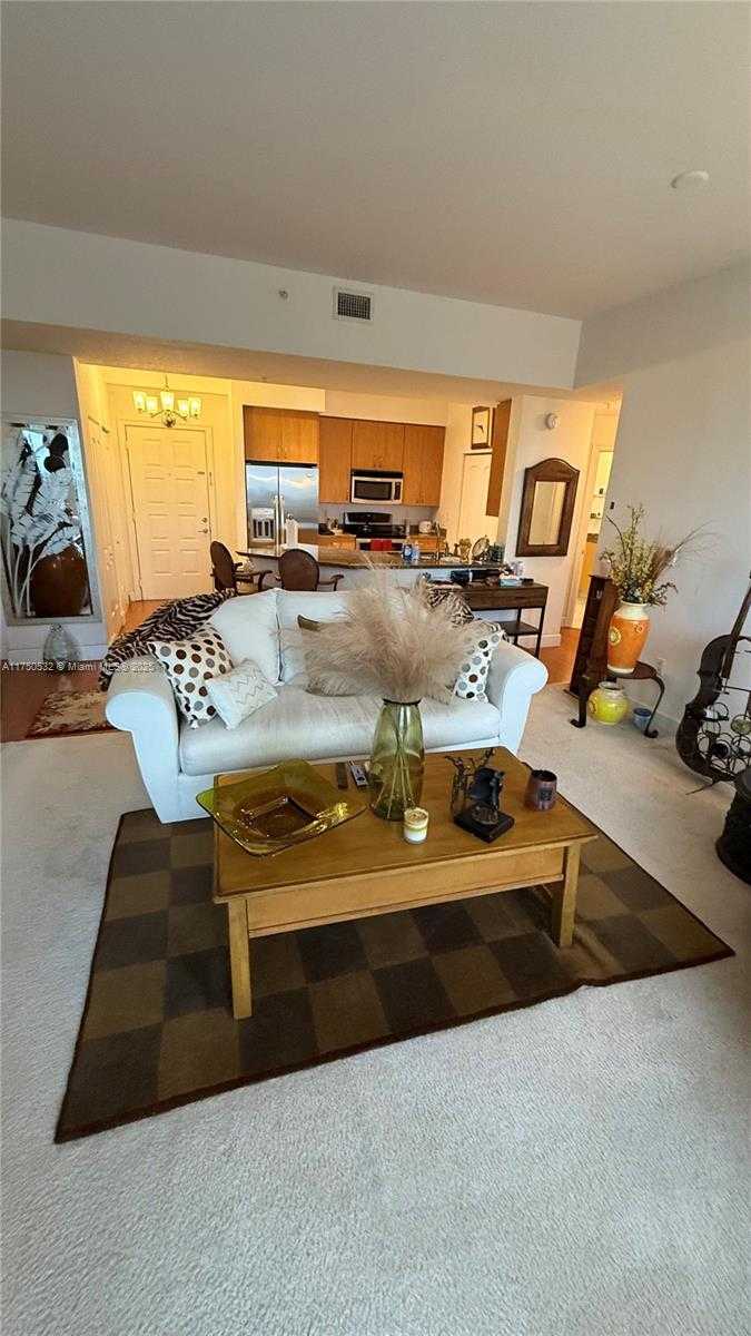 Small Image of 1830 NORTH RADIUS DR #1106, Hollywood Number 23